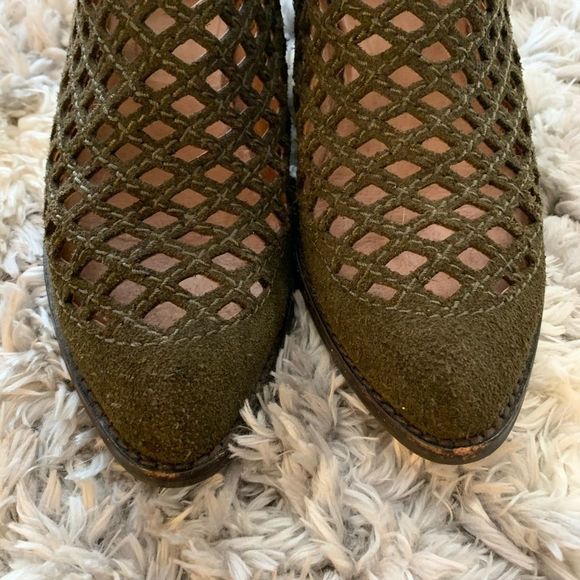 Jeffrey Campbell Taggart Suede Cutout Bootie - Picture 6 of 8